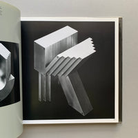 Igarashi Alphabets: From Graphics to Sculptures (Takenobu Igarashi)